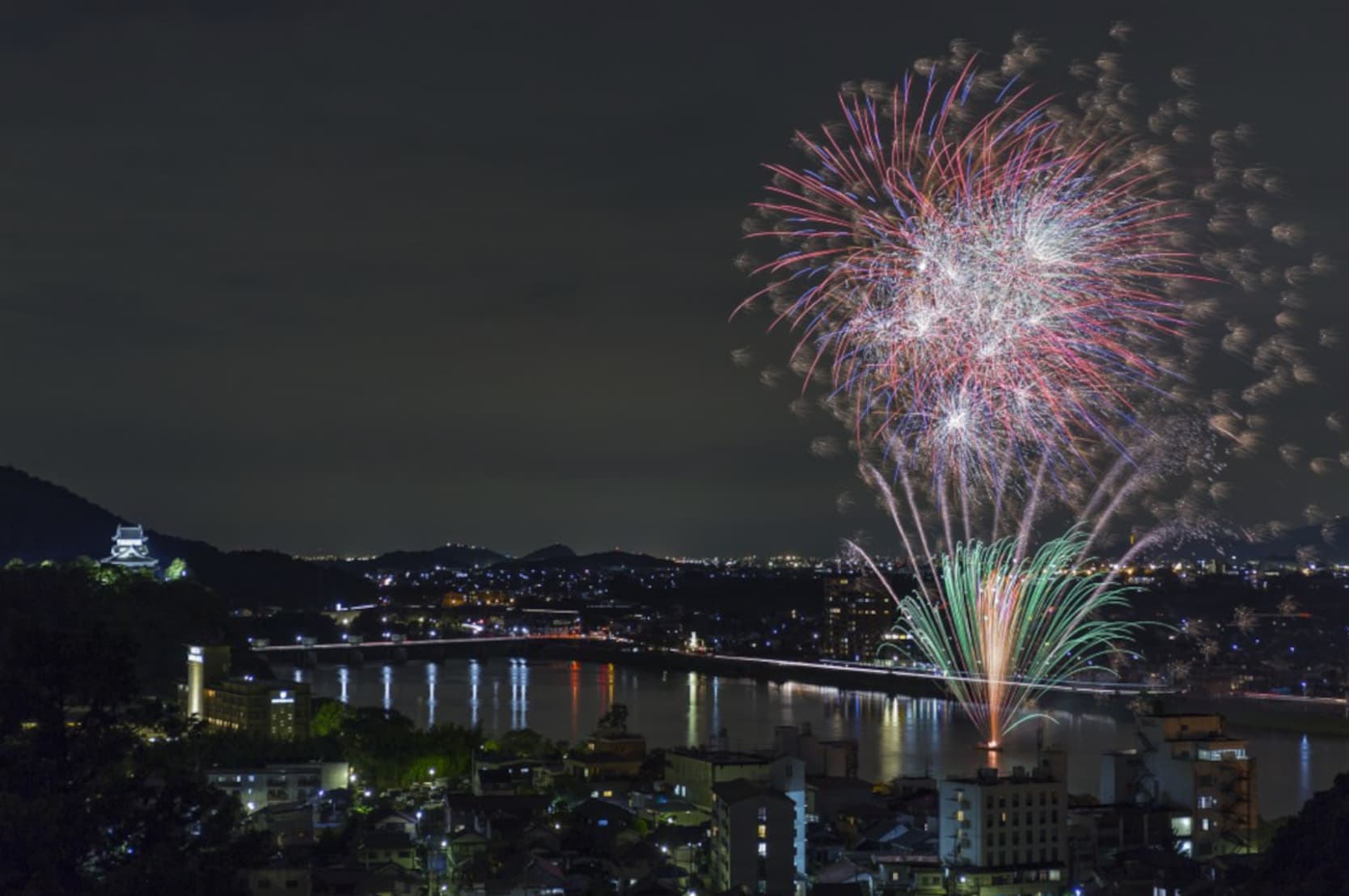 【犬山観光情報】日本ライン夏まつり ロングラン花火